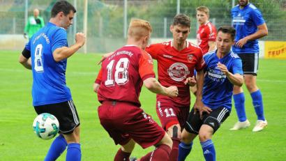 Bild: Werner Franken
Das war nichts in Neumarkt: Bei der 1:4-Niederlage machten nicht nur Stefan Graf (links) und Moritz Zeitler (rechts), sondern alle Weidener eine schlechte Figur. Gegen den TSV Seebach ist am Sonntag Wiedergutmachung angesagt.