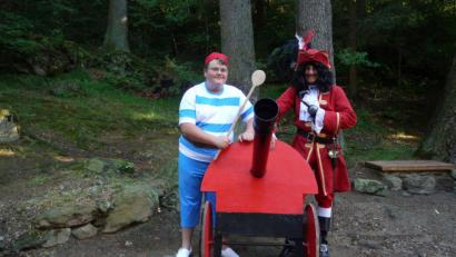 Bild: Thomas Linsmeier
Vor dieser Kanone ereignete sich am Donnerstag der tragische Unfall (hier ein Archivbild von 2017). Als der Junge am Arm seiner Mutter gerade an der Kanone vorbeiging, löste diese aus bisher unbekannter Ursache aus.