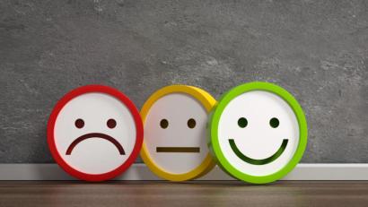 Bild:  fotomek – stock.adobe.com
Gute Laune ist ansteckend. Umgeben Sie sich also am besten mit positiven Menschen.