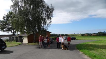 Bild: ak
Wandertag des Schäferhundevereins.