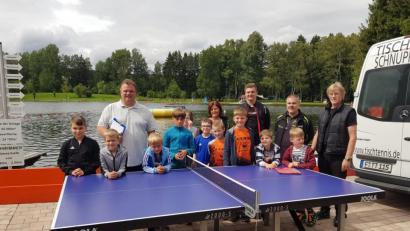 Bild: fdi
Die Teilnehmer der Ferienprogramm-Aktion gruppierten sich mit Trainer Alexander Murek zum Erinnerungsbild.