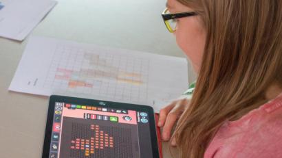 Bild: Andreas Heinz/exb
Designen des eigenen Helden am Tablet.