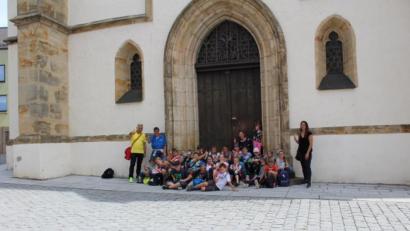 Bild: exb
Abschlusspause vor der Jakobskirche Schwandorf