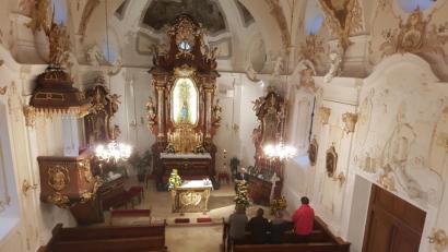 Bild: rdh
Im Bild der Hochaltar in der Kreuzbergkirche in Pleystein.