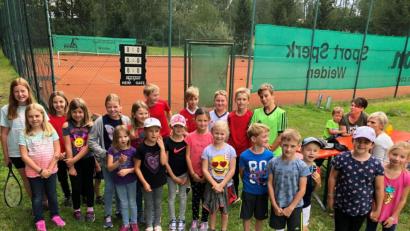 Bild: gz
Zum Kinderferienprogramm des Tennisclubs zog es 25 Kinder.