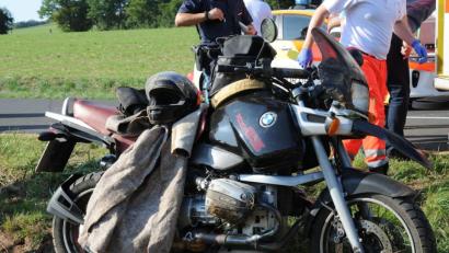 Bild: gf
Mit diesem Motorrad, einer BMW R 1100, ist am Freitag ein Kastler bei Kindlas verunglückt. Eine Autofahrerin hat ihn beim Überholen übersehen.