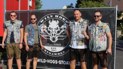 Bild: att
Einen Volltreffer landeten die Verantwortlichen des Zweirradtreffens in Thumsenreuth Marius, Christian, Matthias Hederer und Matthias Panzer (von links) können mehr als zufrieden sein.