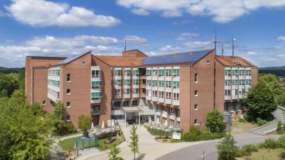 Bild: Thilo Hierstetter
Die Bevölkerung kann jetzt ihre Wertschätzung für das Krankenhaues bei einer Unterschriftensammlung ausdrücken.