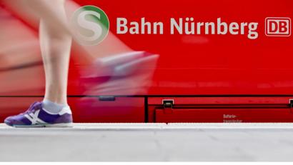 Bild: Daniel Karmann/dpa
Im Nürnberger Hauptbahnhof herrscht teilweise Stillstand auf den Gleisen.