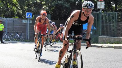 Bild: exb
Die Triathletin Marlene Gomez-Islinger startete in Karlsbad erstmals in ihrer Karriere bei einem Weltcup über die Olympische Distanz. Die Weidenerin belegte den 23. Platz.