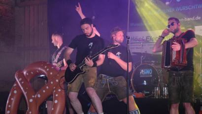 Bild: fla
Das Haidmühlner Wurschtwasserorchester wird am Samstag, 31. August, die O'Schnitt-Halle in einen brodelnden Kessel verwandeln.