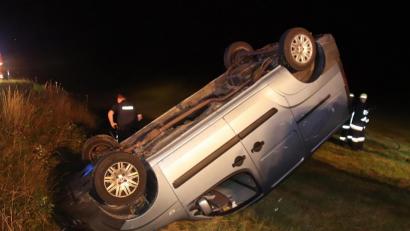 Bild: jma
Der verunfallte Fiat blieb auf dem Dach liegen.