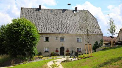 Bild: njn
Die zum Wohnhaus umgebaute Veits-Kirche Erbendorf.