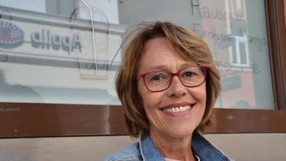 Bild: Bayerschmidt
Eigentlich arbeitet Annemarie Kremser direkt im Ort und hat keinen weiten Arbeitsweg. „Aber meine Arbeitsstelle liegt auf einem Berg. Daher ist der Weg sehr steil und schlecht zu erreichen.“ Ob sie für einen zusätzlichen freien Urlaubstag auf das Fahrrad als Fortbewegungsmittel umsteigen würde, weiß die 55-jährige nicht. Die Idee an sich würde sie jedoch durchaus begrüßen. Aber auch Annemarie Kremser zweifelt an der praktischen Umsetzung, denn „vor allem in großen Firmen, ist es schwer, zu überprüfen, wer tatsächlich mit den Fahrrad kommt.“