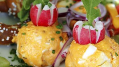 Bild:  Michael Vogl dpa/lby
Beim oberbayrischen Käsehersteller Alpenhain stehen Warnstreiks bevor.