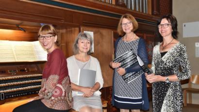 Bild: hcz
Nach vielen Jahren des gemeinsamen Musizierens harmonieren spe perfekt: (von links) Karin Schönberger, Agnes Klupp, Judith Peter und Silvia Schönberger.