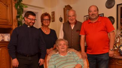 An ihrem 80. Geburtstag, den Erika Kreiner aus der Schreinergasse am Samstag feierte, durfte sie viele Hände schütteln.