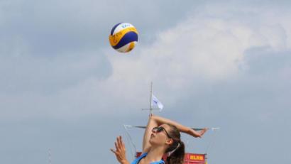 Bild: exb
Die Weidenerin Lotta Weiß ist die Beachvolleyball-Entdeckung dieser Saison.