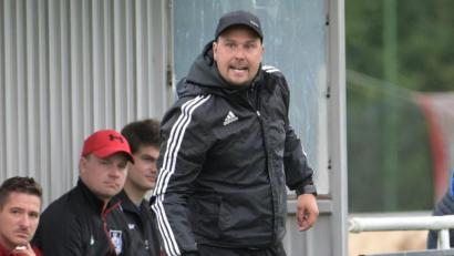 Bild: ref
Trainer Sebastian Binner war mit dem Auftritt seines SSV Paulsdorf in Sorghof überhaupt nicht zufrieden.