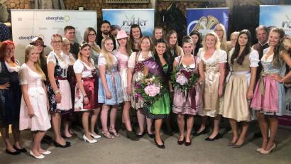 Bild: Alexander Unger
Dirndl geht immer: Die Miss Tracht 2019 heißt Jenny Wurster und kommt aus Lintach..