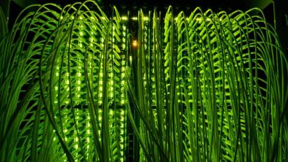 Symbolbild: Daniel Reinhardt
Einem Medienbericht zufolge sind sensible Patientendaten auf ungesicherten Servern entdeckt worden.