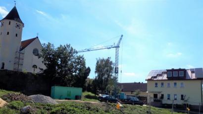 Bild: ral
Hier soll das neue Mehrfamilienhaus in Schmidgaden entstehen - es gab noch keine Einigung