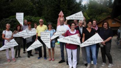 Bild: wro
Die Diskussion um den Sendemast reißt nicht ab. Beim jüngsten Treffen im Hotel Hackelstein wurde erneut der Rückbau der Anlage gefordert.