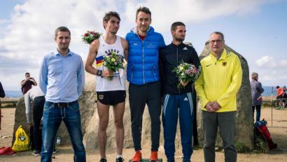 Bild: exb
Maximilian Zeus (Mitte) holte 2018 am Brocken den Titel.