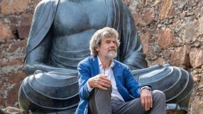 Bild: Expa/Johann Groder
Der ehemalige Extrembergsteiger Reinhold Messnerauf Schloss Sigmundskron. Foto: Expa/Johann Groder/APA