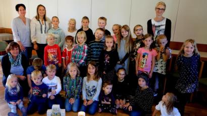 Bild: le
Die erste Kinderkirche nach den großen Ferien ist bestens besucht.