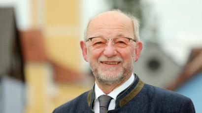 Bild: GERHARD GOETZ
Der Altendorfer Bürgermeister Georg Köppl feiert am Samstag, 28. September, seinen 65. Geburtstag. Nach 14 Jahren geht im nächsten Jahr seine Amtszeit zu Ende. Bei den Kommunalwahlen 2020 tritt er nicht mehr an.