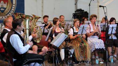 Bild: bph
Zu Unterhaltung und zum Tanz spielt am 12. Oktober im Jugendwerk die „Nabburger Blasmusik“ in bewährter Weise beschwingt auf. So wie´s früher war mit Polka, Walzer, Dreher, Marsch, Zwiefacher und Galopp.