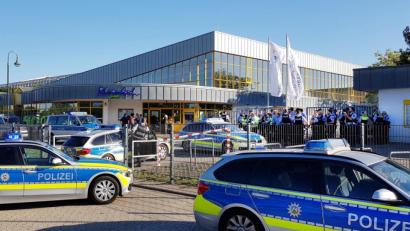 Bild: Gerhard Berger
Das Düsseldorfer Rheinbad hatte im Sommer bundesweit für Schlagzeilen gesorgt, nachdem es dort nach Tumulten drei Mal zur Räumung kam.