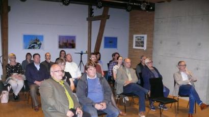 Bild: kgg
Anlässlich der Fairen Woche hatte die Steuerungsgruppe Waldsassen zu einer Filmvorführung im Kunsthaus Waldsassen eingeladen.