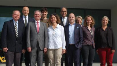 Bild: gib
Die Digitale Gründerinitiative mit Partnern aus Hochschulen, Wirtschaft und Kommunen hilft Jungunternehmern beim Sprung in die Geschäftswelt.