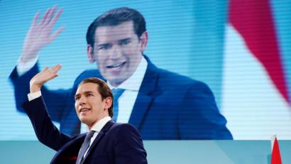 Bild: Matthias Schrader/AP/dpa
Sebastian Kurz, ÖVP-Chef und Spitzenkandidat, ist der große Wahlsieger in Österreich.