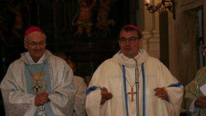 Bild: Zintl
Die Bischöfe Rudolf Voderholzer und Tomáš Holub beim Festgottesdienst in Maria Kulm.