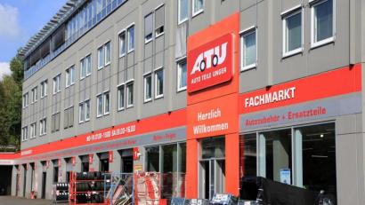 Bild: Gerhard Götz
Eine Werkstatt von ATU. Über Jahrzehnte wurde Kunden der Mitarbeiterrabatt gewährt. Das ist erlaubt: Solange Freigrenzen eingehalten werden und alles dokumentiert wird. Daran hakt es jetzt.