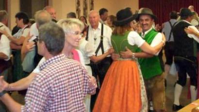 Bild: ame
Das Parkett im Gasthaus Obermeier war beim Bayerischen Tanz ständig gut gefüllt.