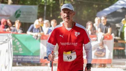Bild: exb
Rainer Koch bei den bayerischen Meisterschaften im Nordic Walking.