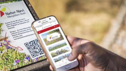 Bild: exb/Thomas Kujat
Im digitalen Zeitalter ist das Natur-Navi ein hilfreicher und komfortabler Wanderführer.