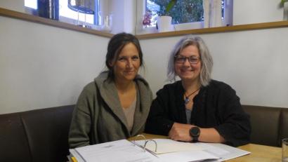 Bild: as
Beatrix Kempf und Silke Rosner (von links) leiten den Verein seit der Gründung.
