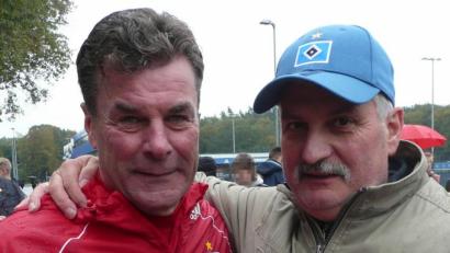 Bild: exb
Willi Kilian (rechts) traf in Hamburg mit dem neuen HSV-Trainer Dieter-Klaus Hecking zusammen.