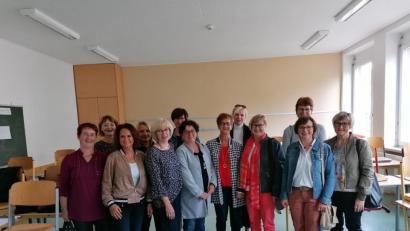Bild: exb
Die Lobkowitzer-Mädels des Abschlussjahrgangs 1979 treffen sich nach 40 Jahren wieder.
