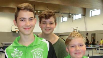 Bild: exb/Erich Kneißl
Felix Matzke, Luca Kammerl und Max Wagner (von links) qualifizierten sich für die Bezirkseinzelmeisterschaft.