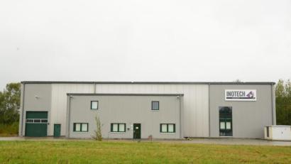 Bild: bey
Die Firma Inotech aus Nabburg hat die insolvente UWK übernommen und produziert dort ab November. Außerdem baut sie noch weiter in Eslarn.