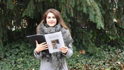 Bild: Christoph Stahl
Mit einem Umfang von mit Bildern und Verzeichnissen etwa 40 Seiten ist die Seminararbeit ein kleines Buch.
