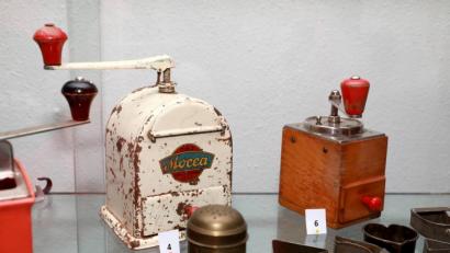 Bild: njn
Früher alltägliche Gegenstände und Skuriles zählen zu den Exponaten der Sonderausstellung, die im Heimat- und Bergbaumuseum nur noch morgen zu sehen sind.