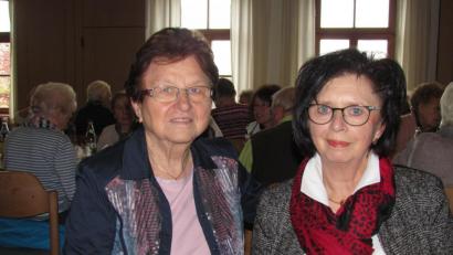 Bild: is
Die alte und die neue „Chefin“ des Altenwerkes der Pfarrei: Martha Ermer (links) und Martina Mielke (rechts).