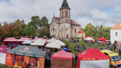 Bild: njn
Jedes Jahr wird auf dem tschechischen Schwanberg das Apfelfest gefeiert.